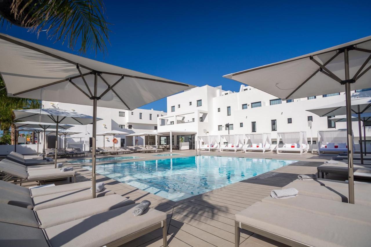 Migjorn Ibiza Suites & Spa Playa d'en Bossa Exterior foto