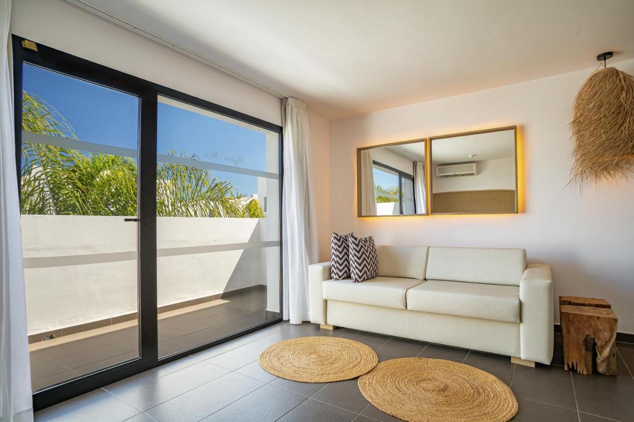 Migjorn Ibiza Suites & Spa Playa d'en Bossa Exterior foto