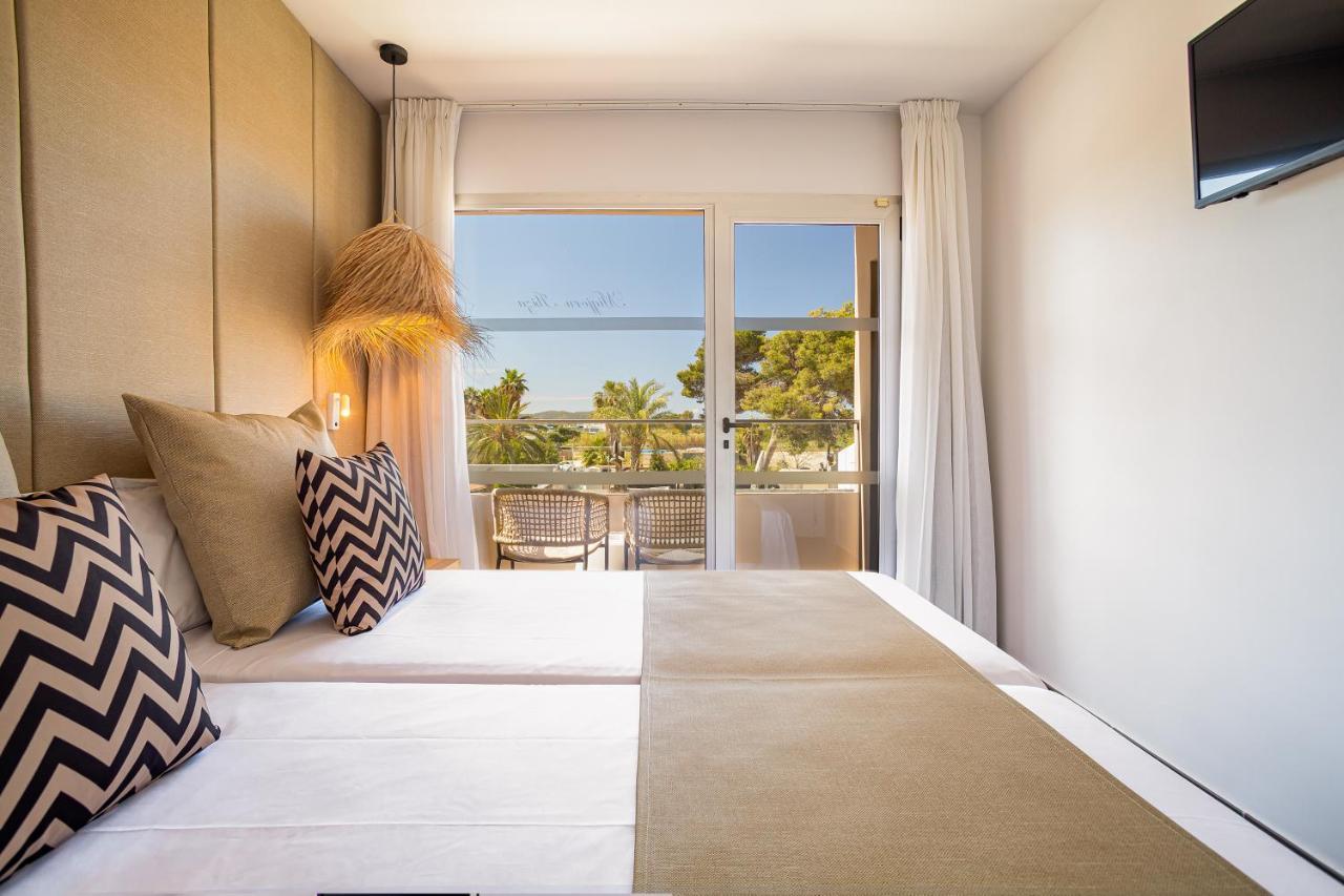 Migjorn Ibiza Suites & Spa Playa d'en Bossa Exterior foto