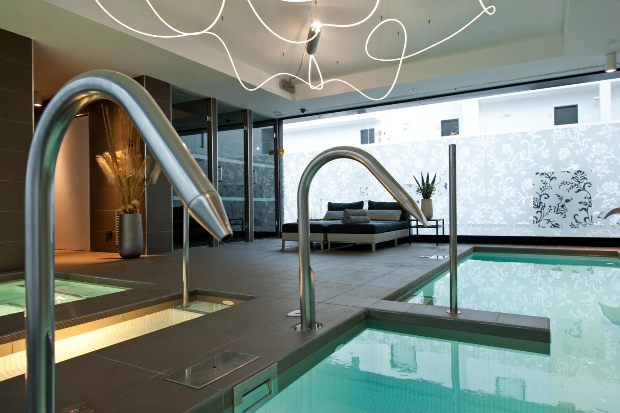 Migjorn Ibiza Suites & Spa Playa d'en Bossa Exterior foto
