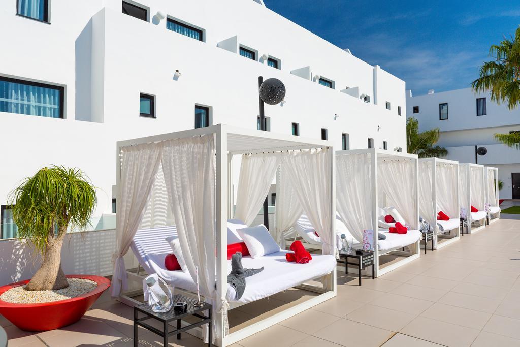 Migjorn Ibiza Suites & Spa Playa d'en Bossa Exterior foto